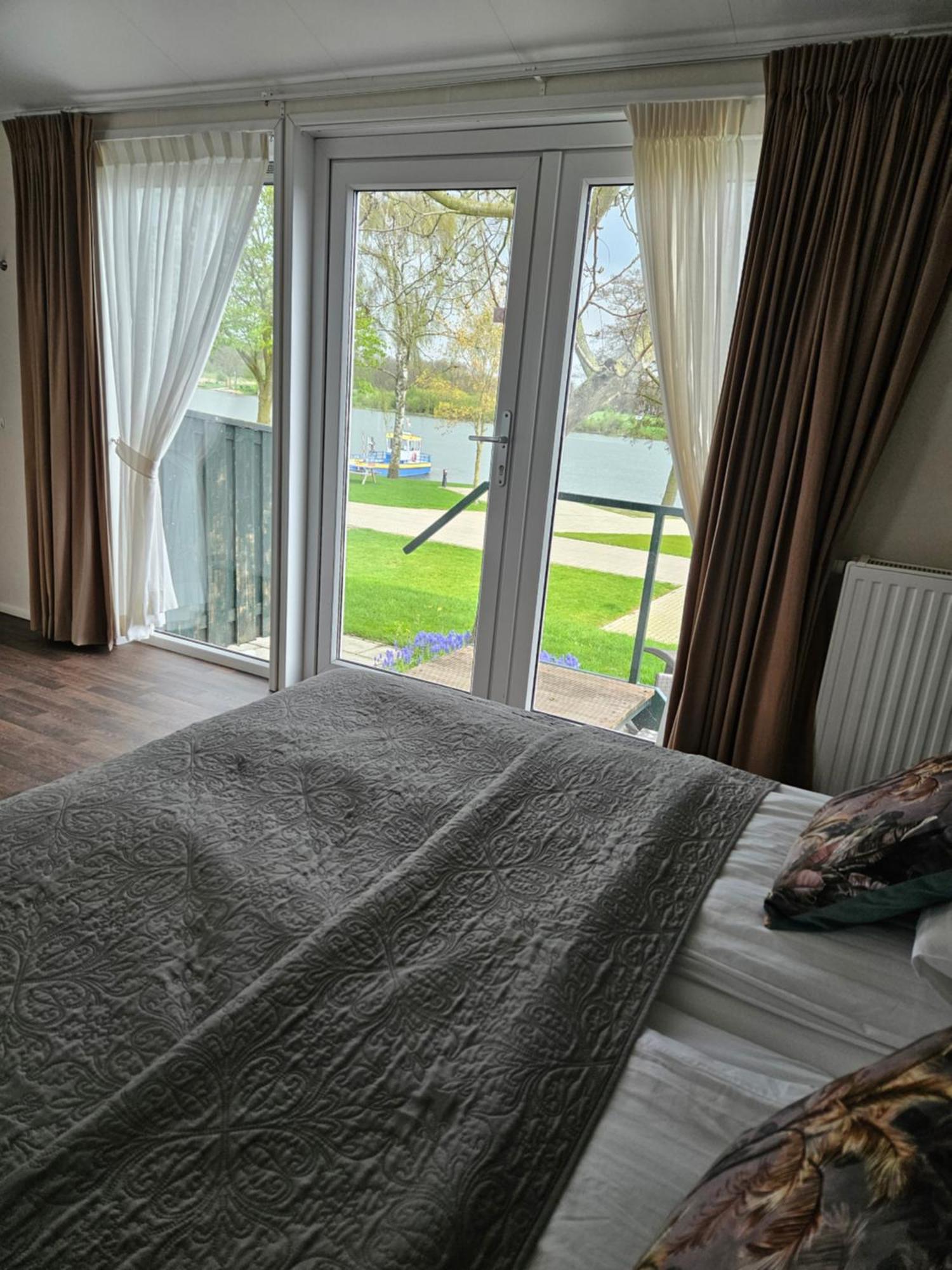 Hotel Veerhuys Tante Jet à Blitterswijck Extérieur photo